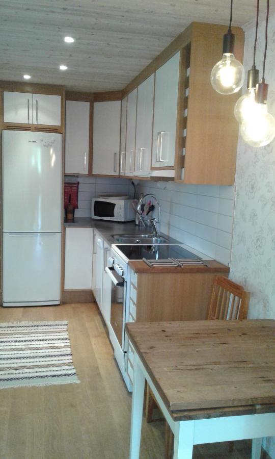 Stuga I Gamla-Koepstad Traslovslage Exterior foto